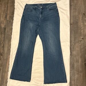 Old Navy High Rise Wow Flare Women's Blue Jeans